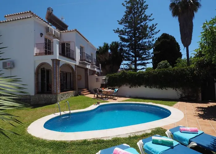 Paradise - Victoria Vila *
